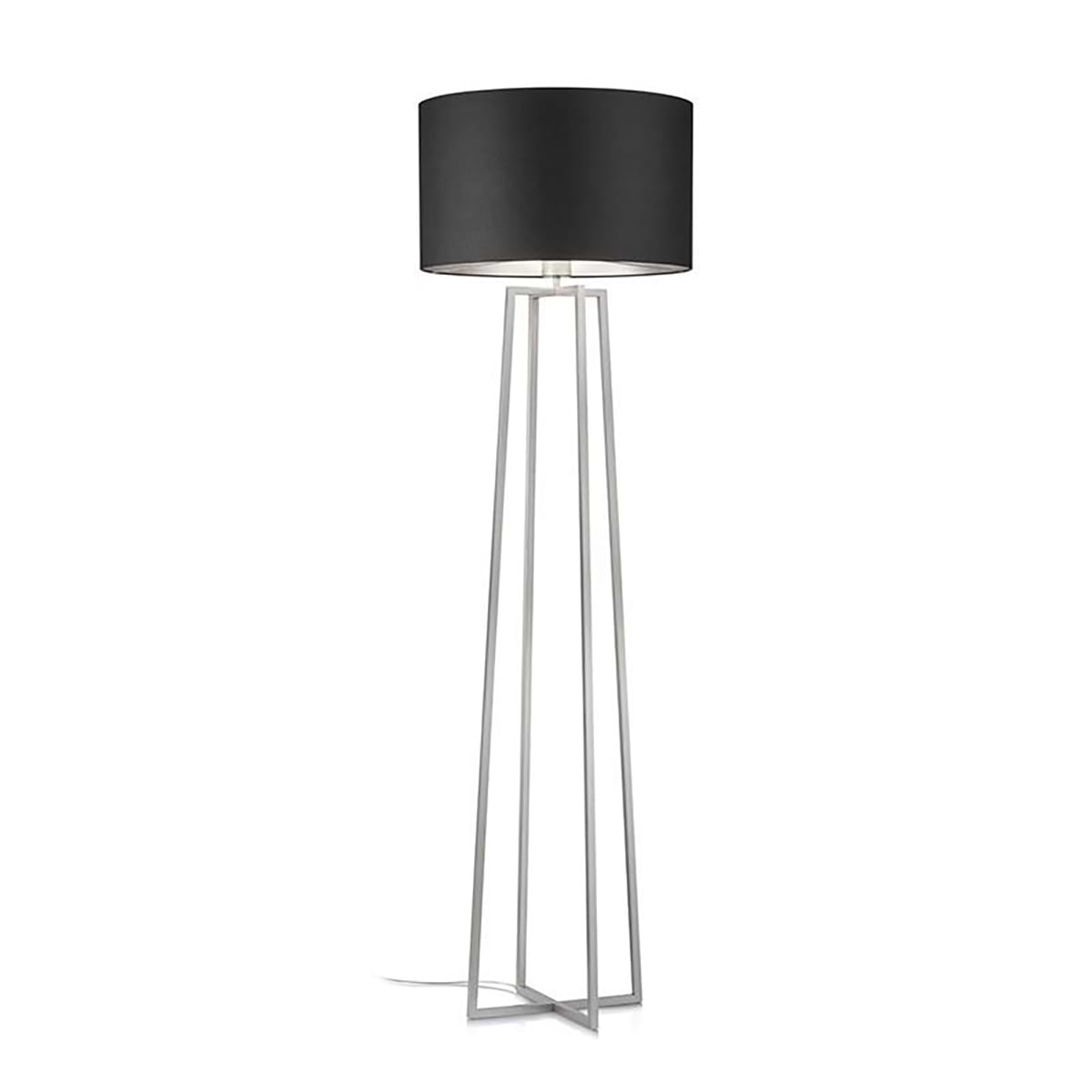 Moderne vloerlamp, 41.976.05-11*, van de Duitse fabrikant Knapstein. Met voetdimmer. Alle lampen van Knapstein zijn van zeer degelijke kwaliteit. Voor meer opties uit de serie: GITA, kunt u de zoekfunctie gebruiken op onze site. Dan ziet u welke andere opties er binnen de serie zijn. Kleur: nikkel mat. Lampenkap Chintz buitenzijde zwart, binnenzijde zilver. Aantal lichtpunten: 1. Lichtbron: exclusief. Breedte in mm: 500. Lengte/diepte in mm: 500.