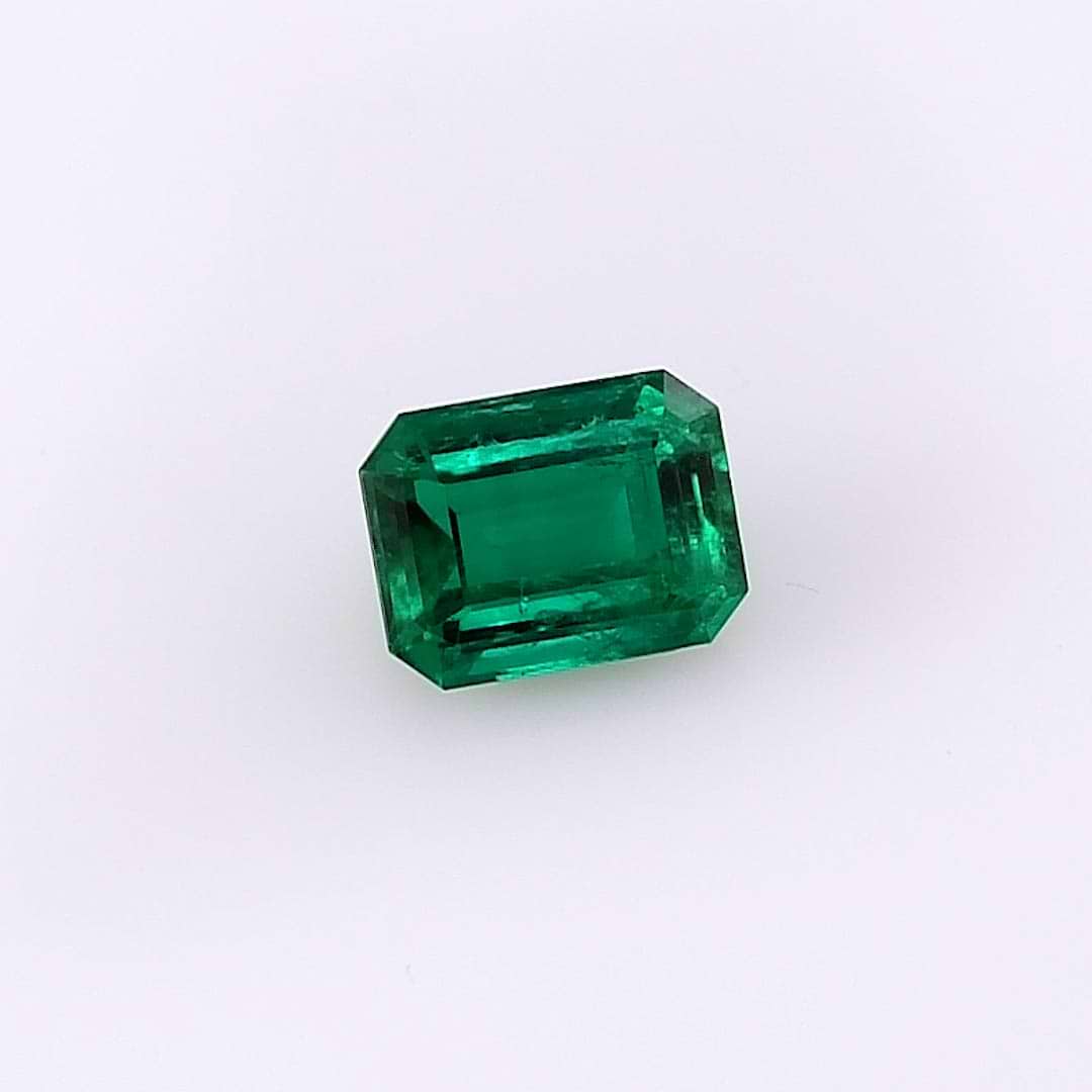 4.26 carat, Green, COLOMBIAN Emerald, Emerald Shape, Minor, SSEF, SKU ...
