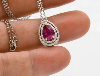 Diamond Jewelry | Cleaning Diamond Jewelry | Leibish