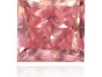 The 1.45-carat, Argyle Pink Princess Cut Diam