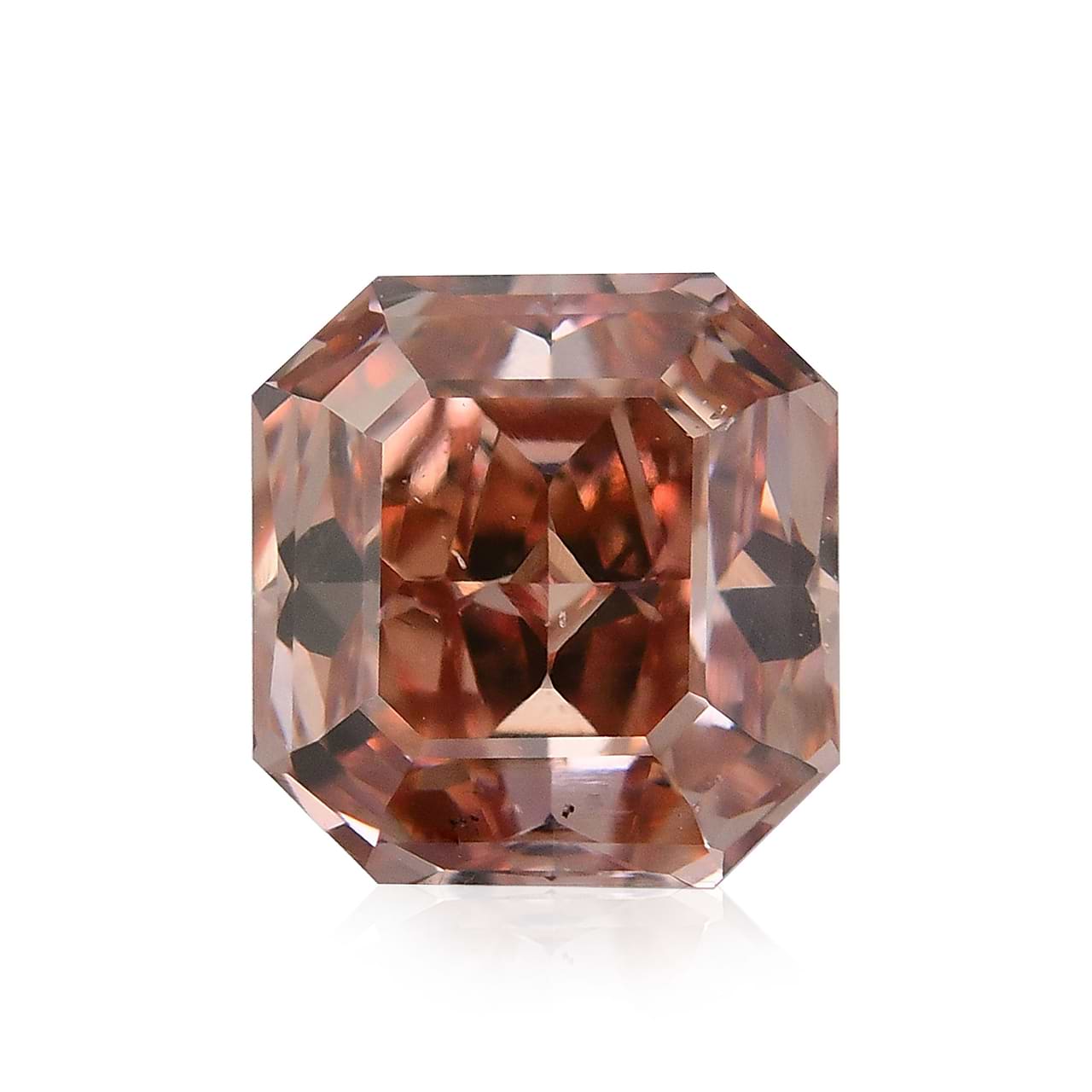 Pink diamonds: an exquisite combination of rarity and unrivalled femininity