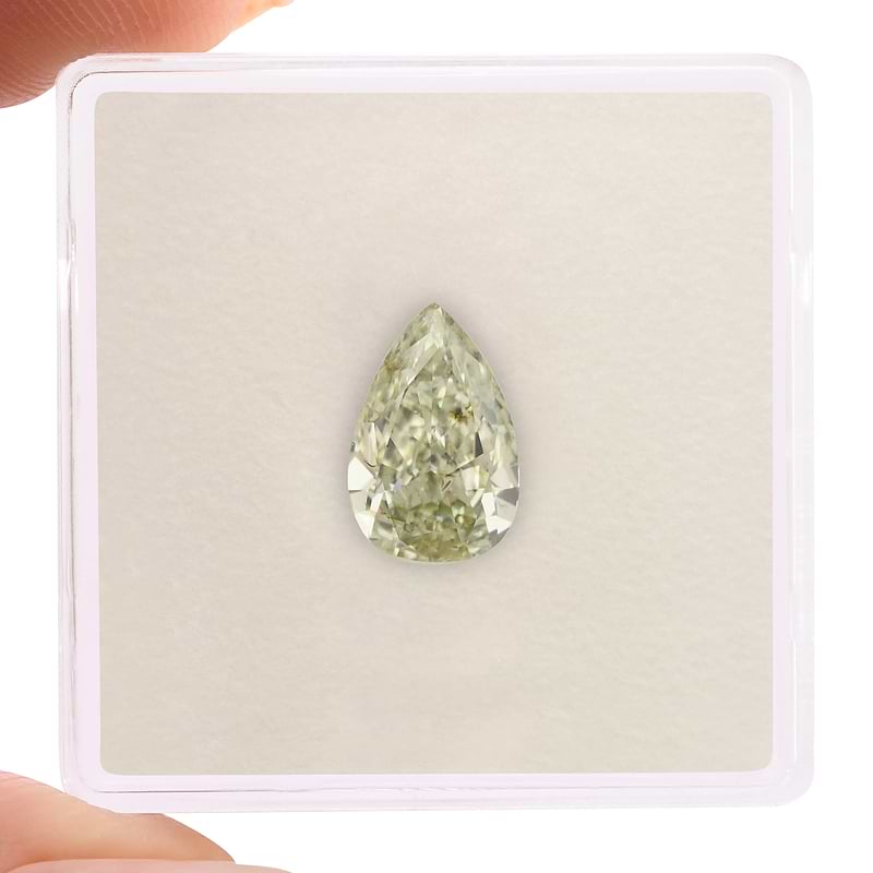 Fancy Yellowish Green Diamond  - 2