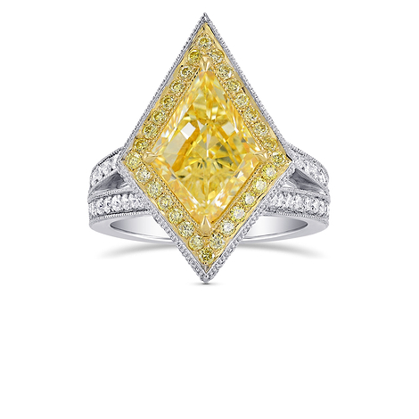 Fancy Light Yellow Kite Diamond Ring (3.97Ct TW)