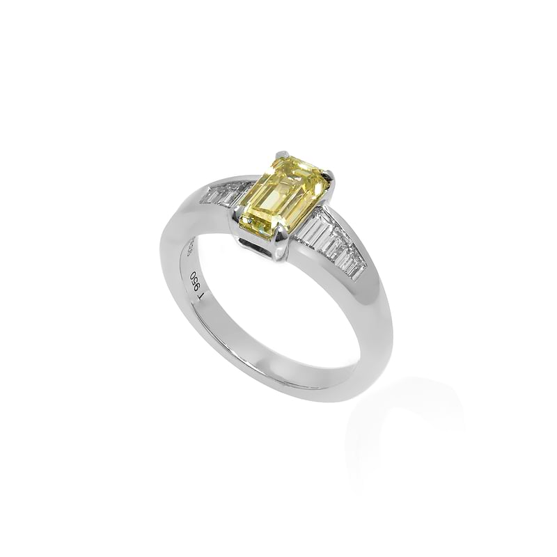 Fancy Light Greenish Yellow Emerald Diamond Ring