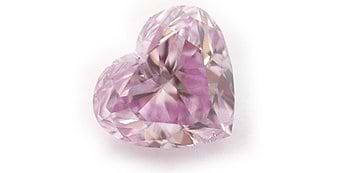 Diamant in Herzform in Fancy-Intensiv-Purpur mit leichtem Pinkeinschlag mit 0,18 Karat