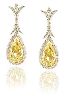 2.04 Carat, Fancy Light Yellow