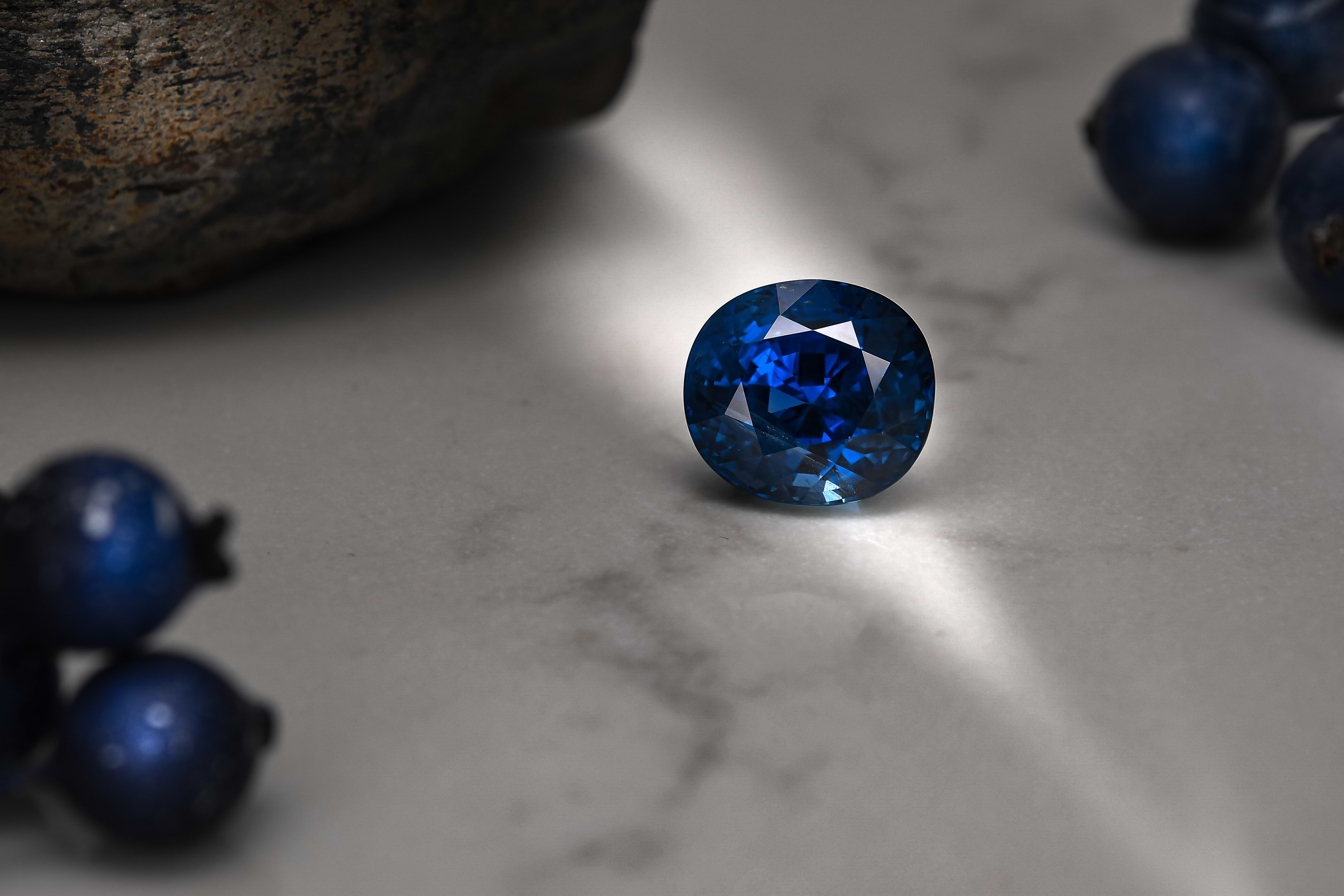 LEIBISH 20.54ct Blue Sapphire