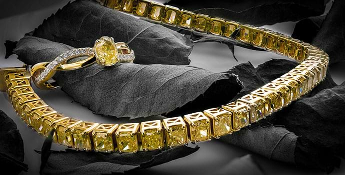 Fancy Yellow Radiant Diamond Tennis Bracelet (10.21Ct TW)