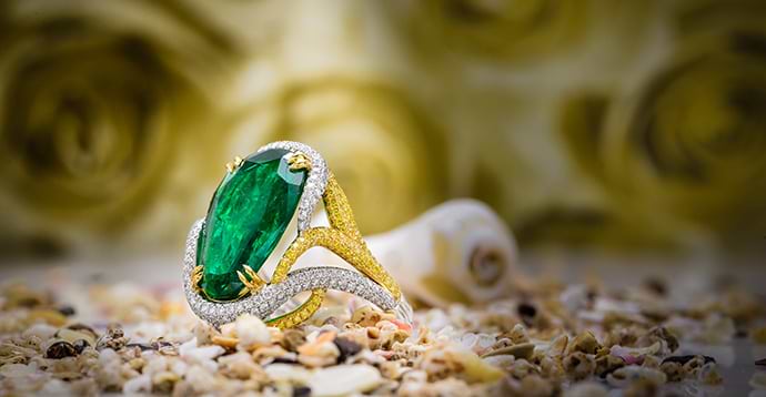 Emerald Pear & Yellow Diamond Designer Ring (9.72Ct TW)
