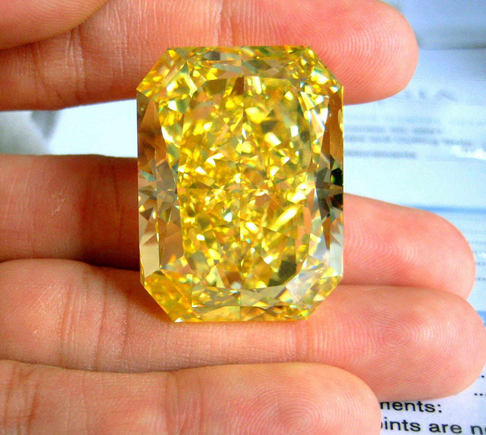 LEIBISH 127.68 carat Fancy Vivid Yellow diamond