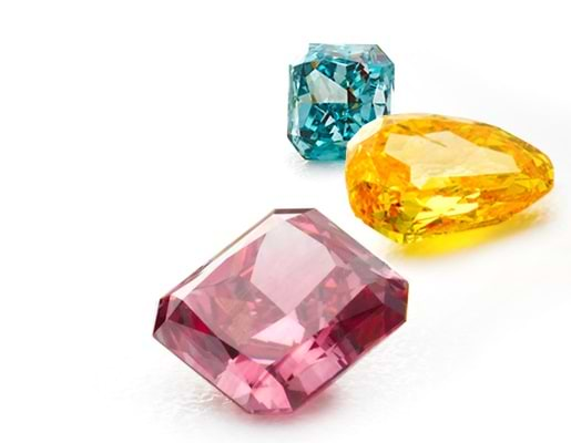 The amazement of color diamonds