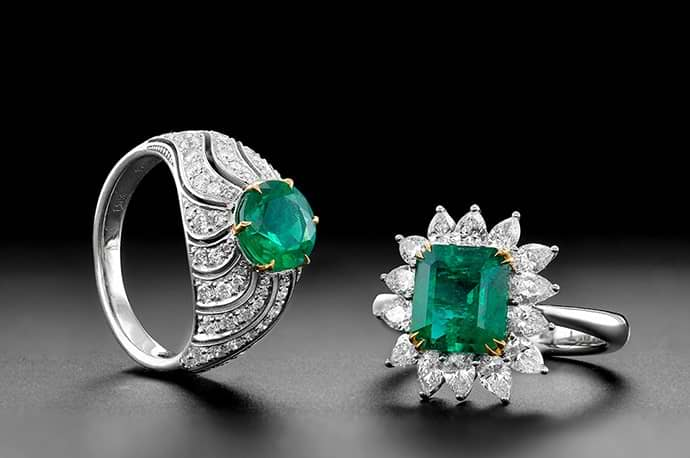 Leibish Emerald and Diamond Jewelry