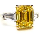 5.01ct, Fancy Vivid Yellow, VVS2, Emerald Diamond Ring