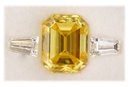 5.01ct, Fancy Vivid Yellow, VVS2, Emerald Diamond Ring