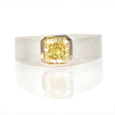 men diamond ring set with fancy yellow radiant