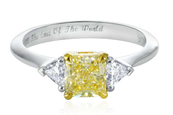 Yellow diamond ring set in 18k gold