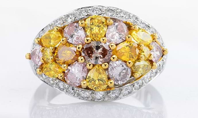 Leibish's wife's multi-colored diamond ring