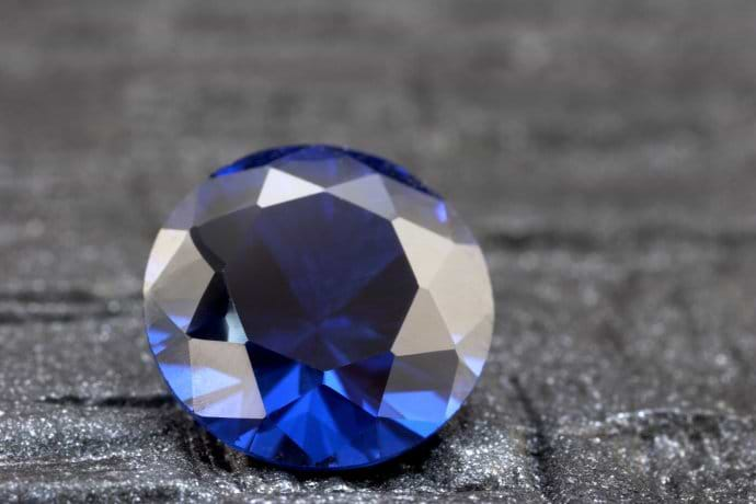 loose sapphire