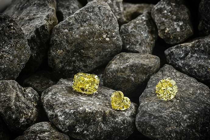 yellow-diamonds-on-rocks