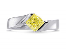 yellow diamond ring - Image 1