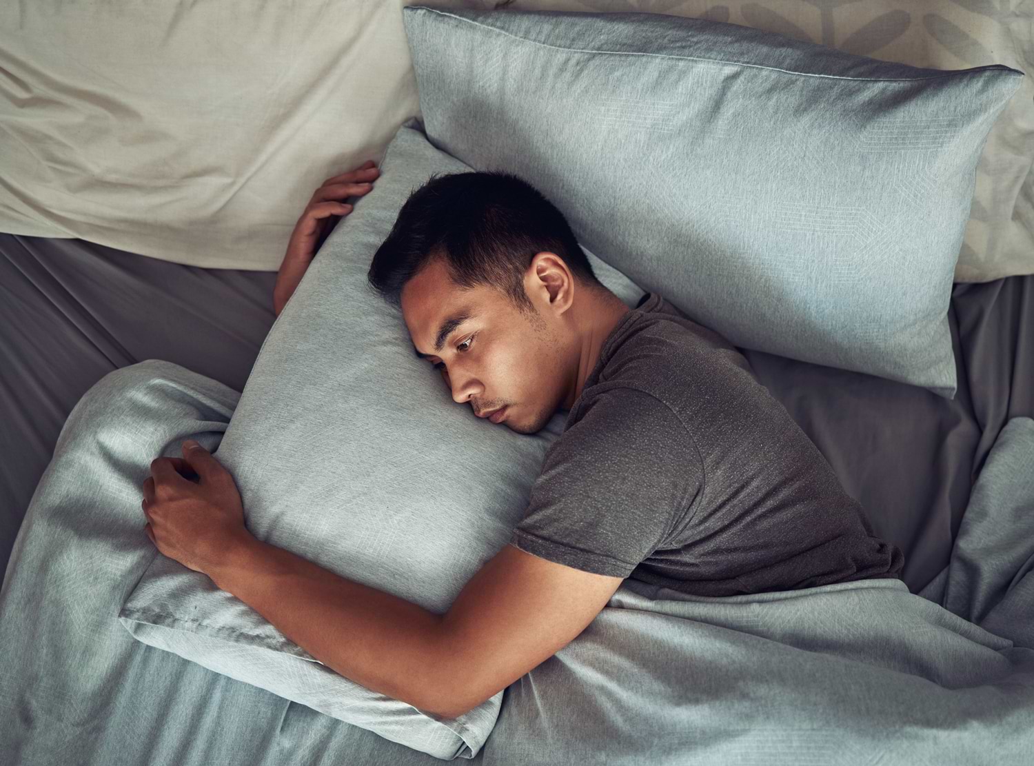 Troubles du sommeil : Les 10 principales causes de l’insomnie et du manque de sommeil