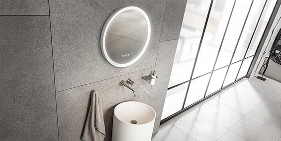 Ronde spiegel, ronde badkamerspiegel met 3 standen LED verlichting. B DUTCH design ronde badkamer spiegel. In drie formaten verkrijgbaar, doorsnede 60, 80 en 110 cm.