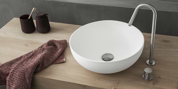 Ronde waskom 40 cm model Bowl, B-Solid topkwaliteit mooie ronde wasbaks. Uitstraling als Solid Surface. Waskom mat wit rond. Deze B DUTCH Round is gemaakt van topkwaliteit B-Solid wat lijkt op Solid Surface Corian. Een mooie mat witte waskom of opzet wastafel.