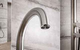 RVS buitendouche van B Dutch met handdouche, gemonteerd op de vloer - minimalistisch design voor luxe buitenruimtes.