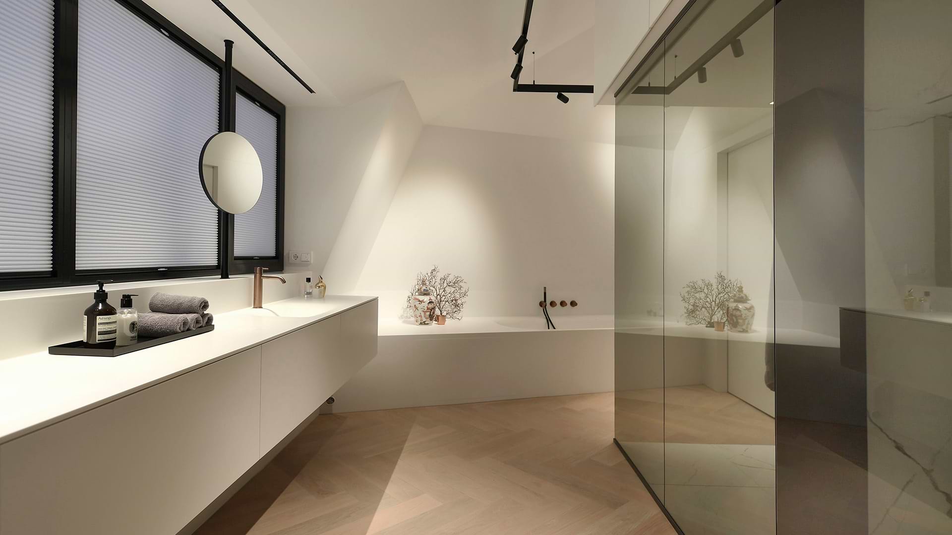 06_zwart witte badkamer B Dutch