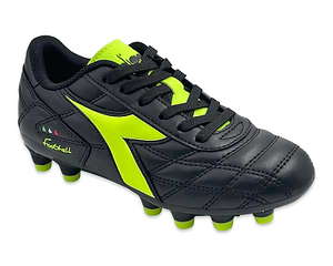 נעלי כדורגל עם פקקים לילדים Diadora calcio italiano בצבע שחור עם לוגו צהוב דיאדורה