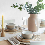 How to style Impressive Tablescapes