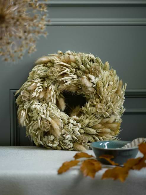 Barleycroft Natural Dried Wreath 