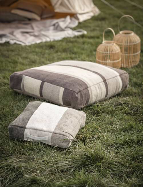 Beccles Floor Cushion, Medium - Wool