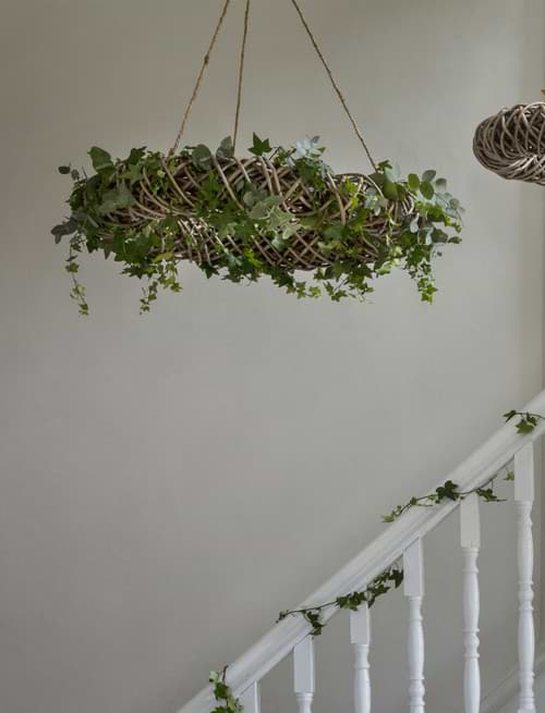 Bembridge Hanging Wreath 70cm Natural