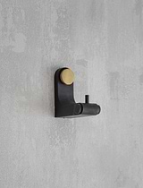 Adelphi Hook Black