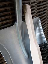 Classic Dustpan & Brush