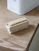 Classic Nail Brush Natural