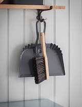 Classic Workshop Dustpan Charcoal