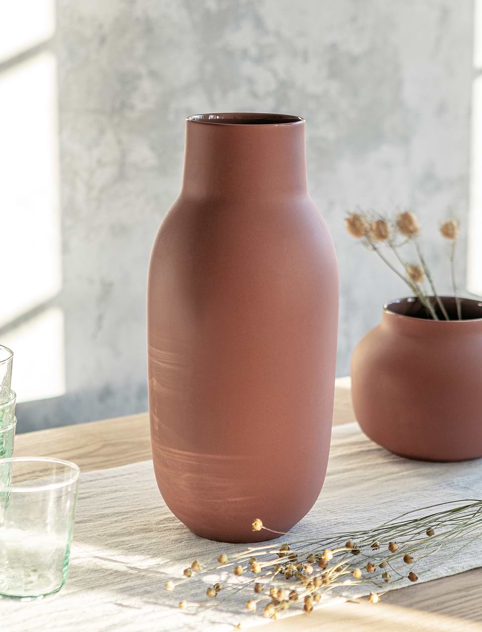 Ombersley Vase, Tall in Brick - Ceramic