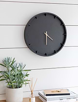 Raven Clock, 40cm - Polyresin