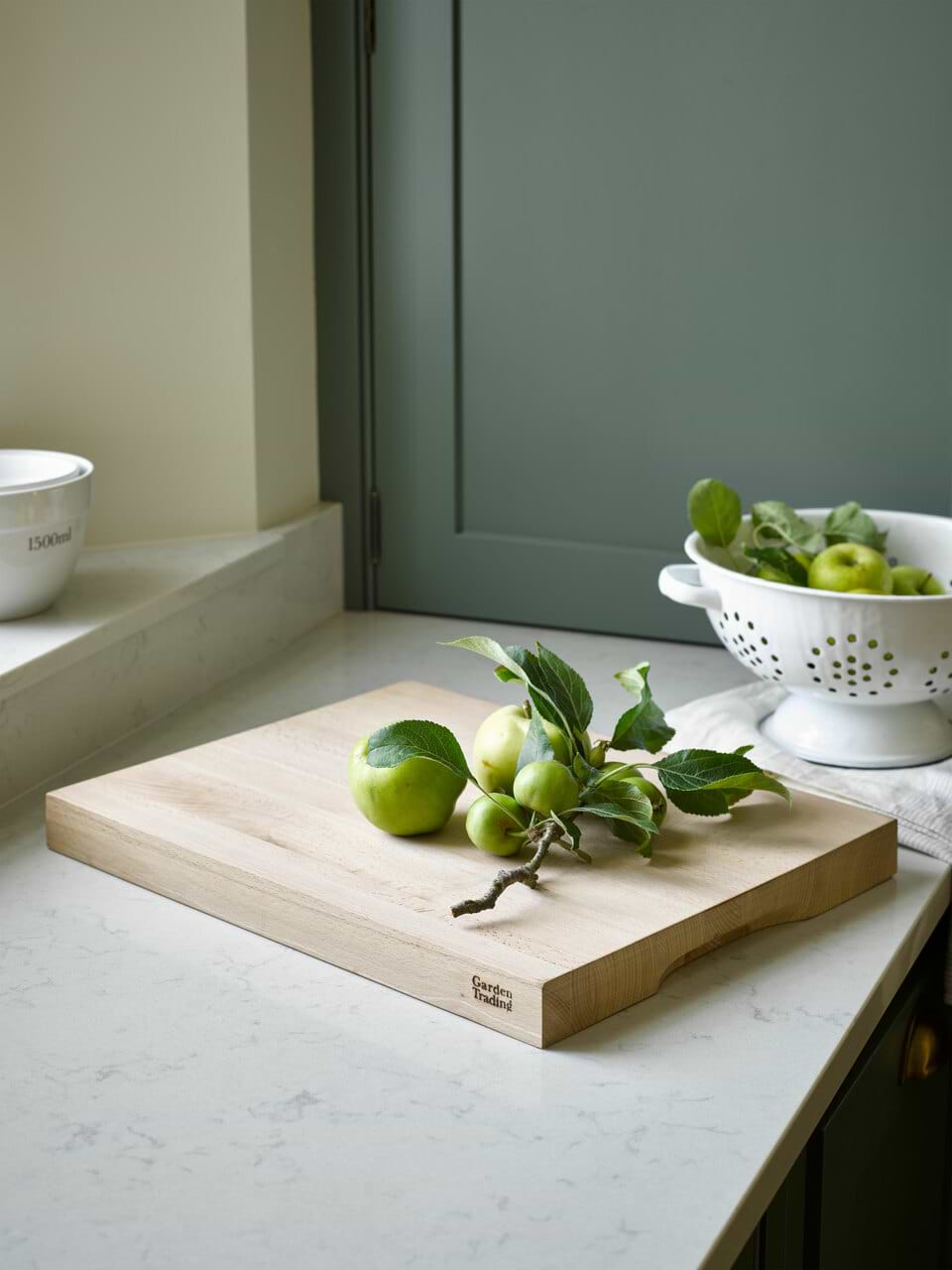 Borough Chopping Board Large Natural