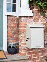 Stowe Parcel Box Clay