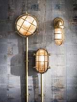 Devonport Round Bulk Head Light Brass
