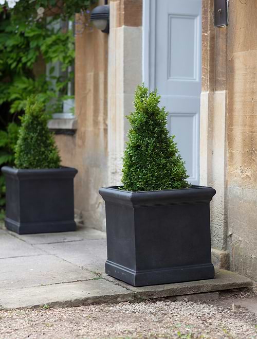 Boxgrove Planter 44cm Carbon