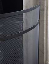 Bretforton Fire screen Small Black
