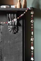 Southwold Star and Pom Pom Garland Berry