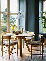 Hambledon Round Dining Table