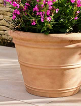 Newnham Planter 61 cm