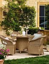 Brayford Round Dining Set Small Natural
