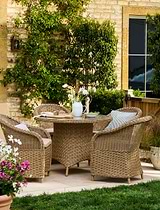 Brayford Round Dining Set Small Natural
